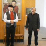 открывают вернисаж Раевсий и Полозов